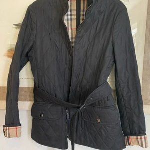 EUC Burberry black quilted belted jacket coat